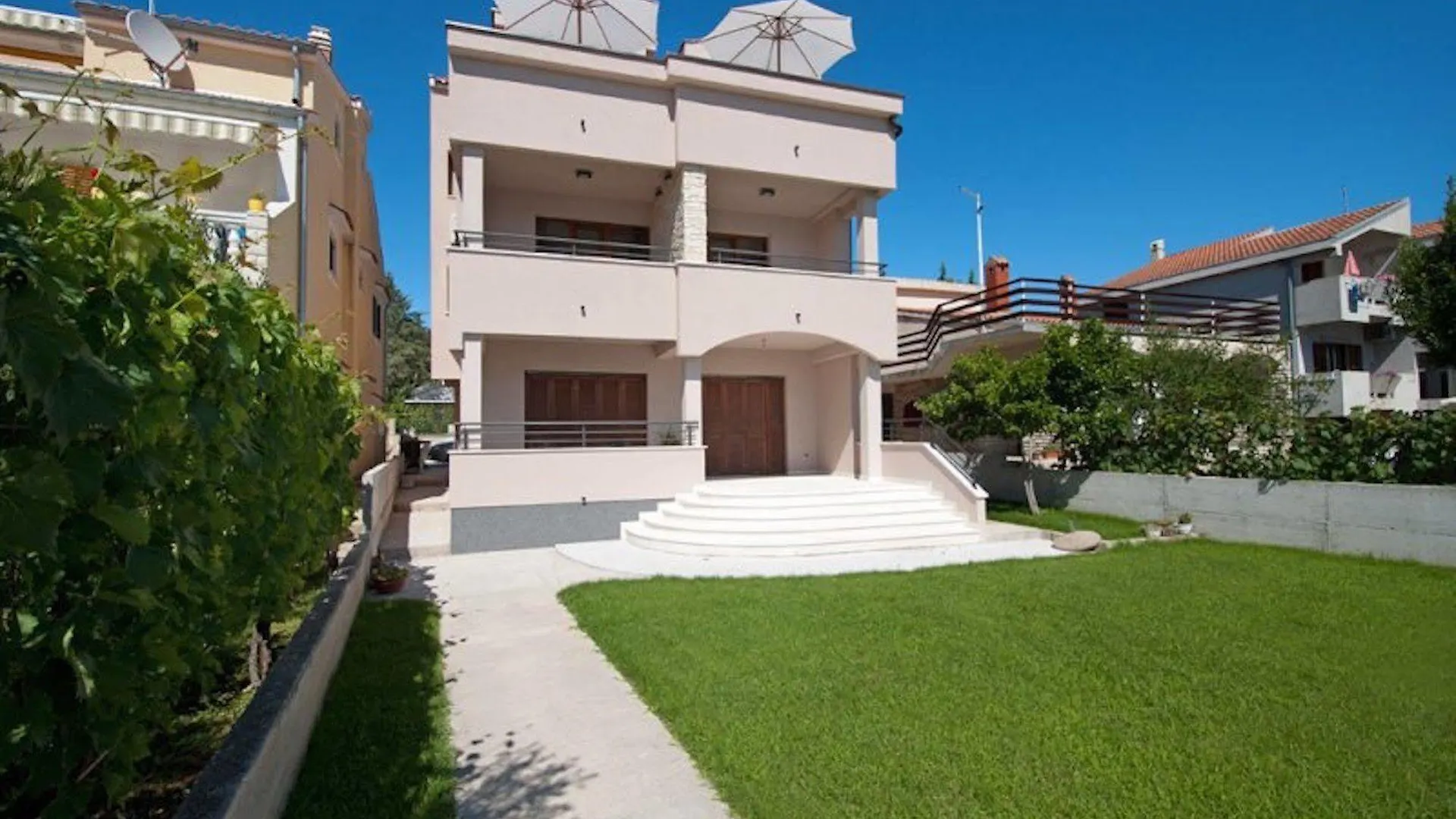 Bonamare Apartments Turanj 0*,  Kroatië