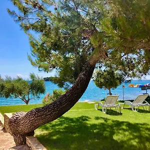 al-mare-apartments.in-istria.net/